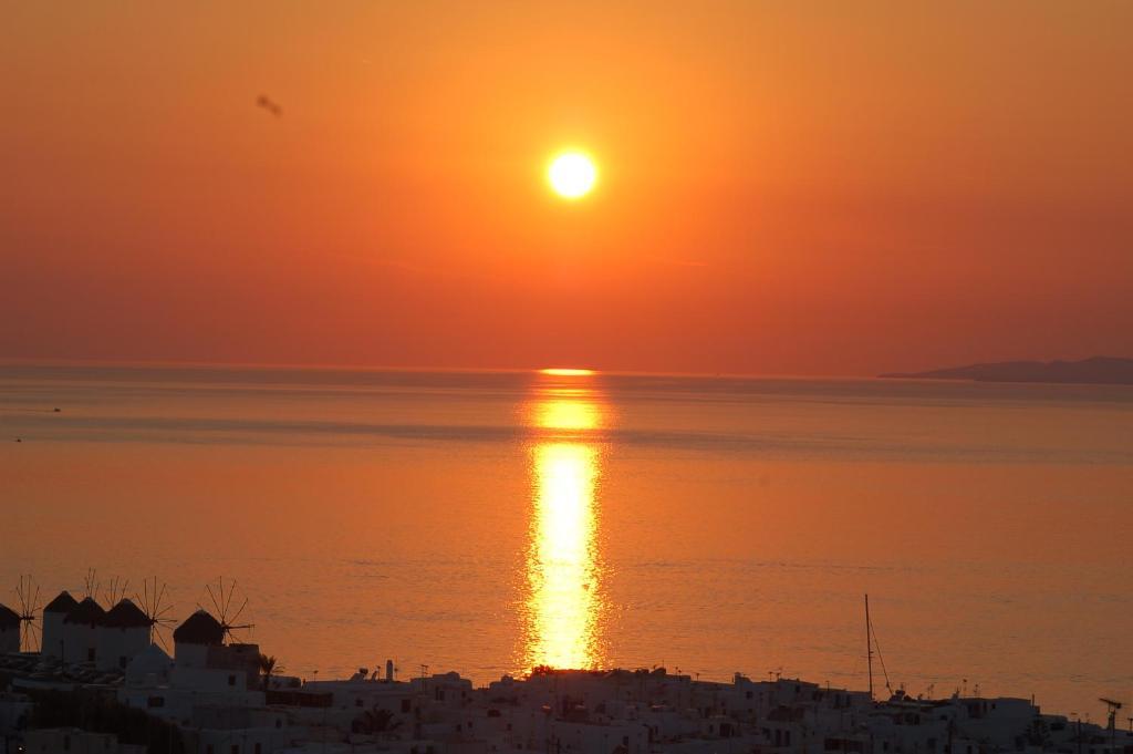 Regal View Hotel Mykonos Town Exterior photo